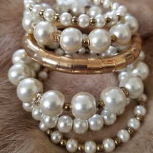 Gold Pearl Jam bracelet